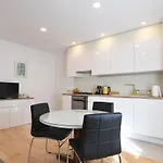 Freddy Apartman